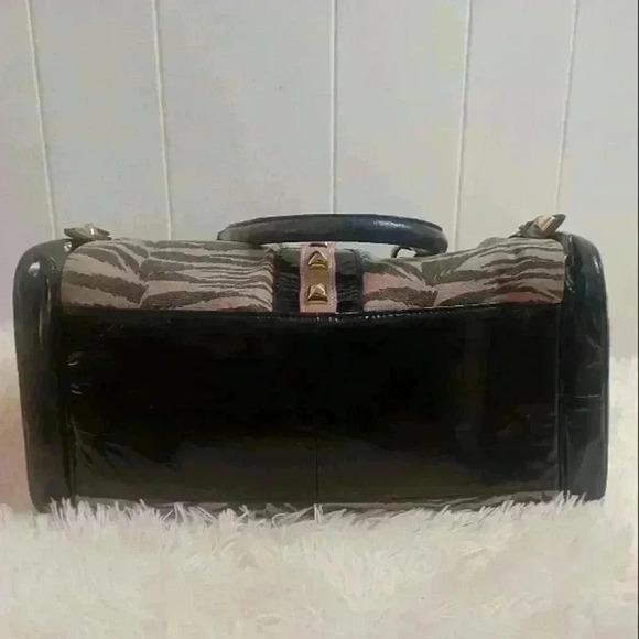 Betsey Johnson Large Beige Tiger Print Satchel Bag - Picture 10 of 13